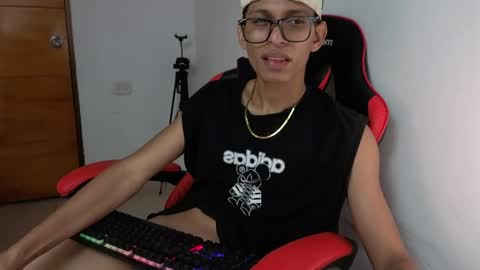 Snapshot of niklaus_wolf chatting on April 2026 05:38:02 AM niklaus_wolf online show from April 2026 05:38:02 AM