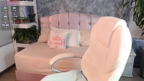 Niko Robin online show from June 2026 09:25:01 PM
