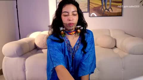 Nicole cam online show from May 2026 12:33:01 PM