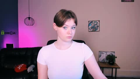 Snapshot of nikol_kitt chatting on December 2024 07:21:02 PM Little Niko Help me reach my goals online show from December 2024 07:21:02 PM