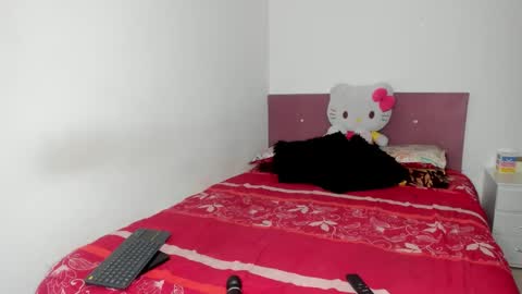 Nikole online show from February 2026 09:19:02 AM