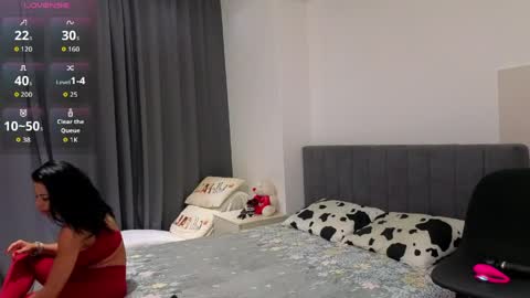 NykoleSmyth online show from June 2026 06:08:02 PM