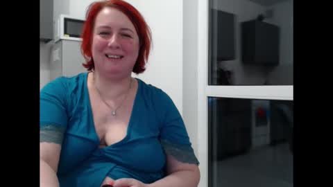 Nikoletta online show from November 2025 09:30:02 PM