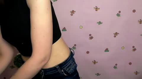 Snapshot of nikolleta_m chatting on October 2025 01:03:02 PM Nikolleta online show from October 2025 01:03:02 PM