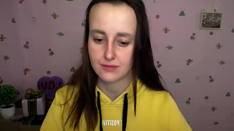 Nikolleta online show from February 2026 01:37:01 PM