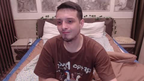 Nikolos online show from January 2025 07:58:02 PM