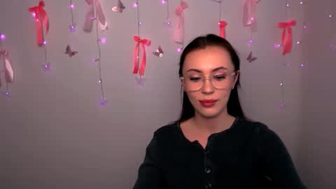 nikonara_ online show from April 2026 01:41:02 PM