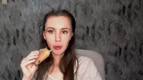 nikonara_ online show from July 2026 11:08:02 AM