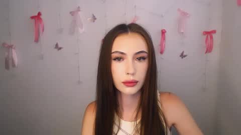 nikonara_ online show from July 2026 12:25:02 PM