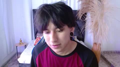 Snapshot of nikoo_18 chatting on February 2026 01:42:01 PM Niko online show from February 2026 01:42:01 PM