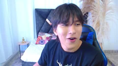 Snapshot of nikoo_18 chatting on February 2026 01:54:01 PM Niko online show from February 2026 01:54:01 PM