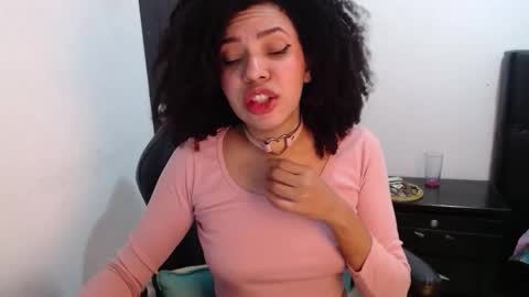 Snapshot of niky_golden chatting on February 2026 08:35:02 AM Nicole GTM-5 1100 pm - 700 am online show from February 2026 08:35:02 AM