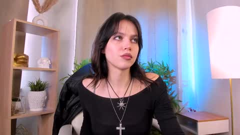 Veronica online show from April 2026 07:00:01 AM