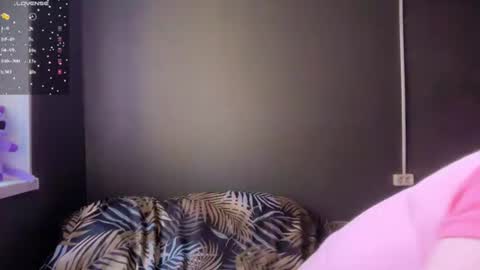 Niky online show from July 2026 10:21:01 AM