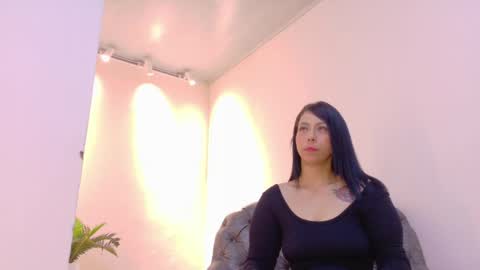  NIKY SMIT  online show from May 2026 10:43:01 AM