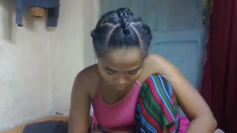 nilah online show from April 2026 07:04:01 AM