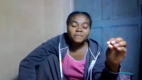 nilah online show from June 2026 06:01:02 PM