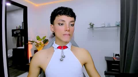 Nilam online show from September 2025 11:54:02 PM