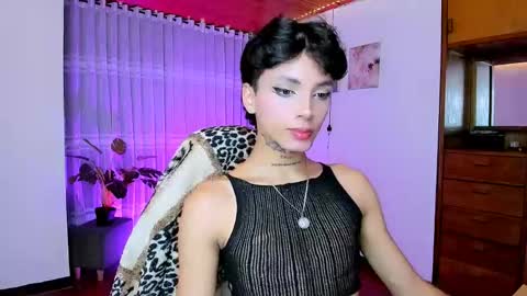 Snapshot of nilam217 chatting on May 2026 10:17:01 PM Nilam online show from May 2026 10:17:01 PM