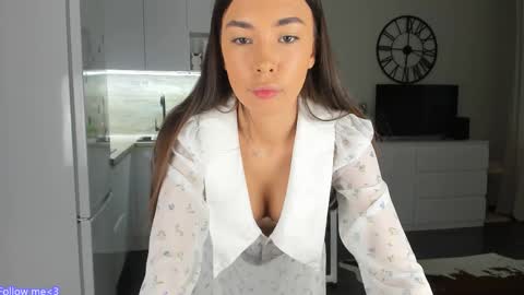 Bella online show from February 2025 02:42:02 PM