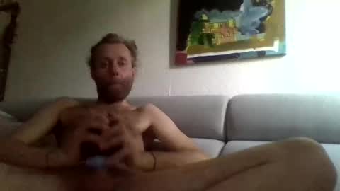 Snapshot of nilsberlin99 chatting on October 2025 07:45:01 AM nilsberlin99 online show from October 2025 07:45:01 AM