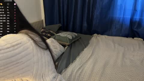 Snapshot of nimfaheart chatting on January 2025 11:21:02 AM Jennet online show from January 2025 11:21:02 AM