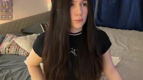 Snapshot of nimfaheart chatting on February 2025 03:27:01 PM Jennet online show from February 2025 03:27:01 PM