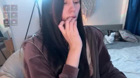 Snapshot of nimfaheart chatting on September 2025 01:24:02 PM Jennet online show from September 2025 01:24:02 PM