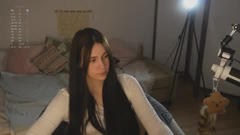 Snapshot of nimfaheart chatting on May 2026 06:57:02 PM Jennet online show from May 2026 06:57:02 PM