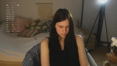 Snapshot of nimfaheart chatting on May 2026 07:09:02 PM Jennet online show from May 2026 07:09:02 PM