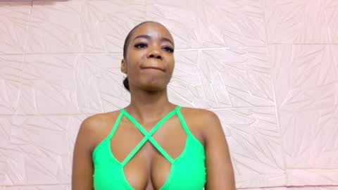 nina_bae_ online show from May 2026 07:41:01 PM
