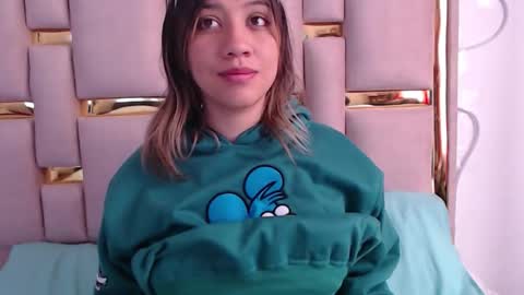 Nina Carther online show from October 2025 12:27:01 PM