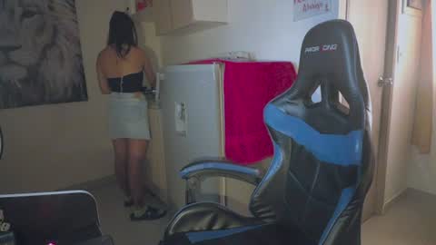 Nina Carther online show from July 2026 03:06:02 PM