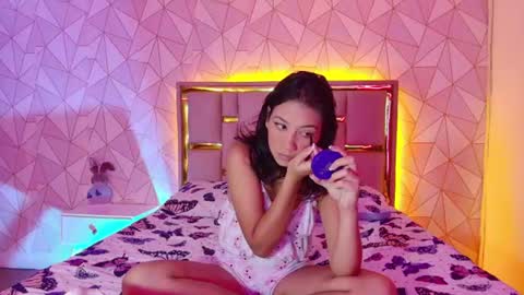 Nina Carther online show from July 2026 11:06:02 AM