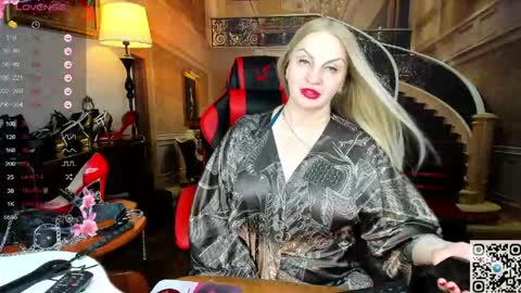 Snapshot of nina_deville chatting on April 2026 01:38:01 PM Nina online show from April 2026 01:38:01 PM