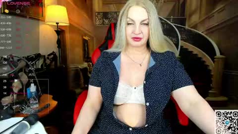 Nina online show from May 2026 07:41:02 PM