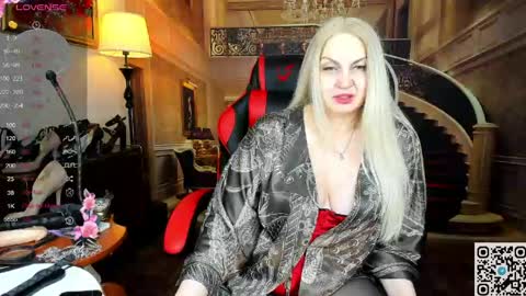 Nina online show from May 2026 03:04:02 AM
