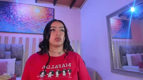 nina_glow_ online show from May 2026 11:17:01 AM
