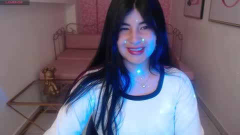 Snapshot of nina_harpper_ chatting on December 2025 01:51:02 PM Nina online show from December 2025 01:51:02 PM