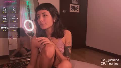 Snapshot of nina_just chatting on January 2025 09:52:01 PM Nina. online show from January 2025 09:52:01 PM