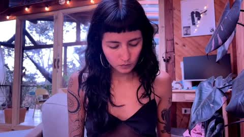 Nina.  online show from April 2026 09:12:01 PM