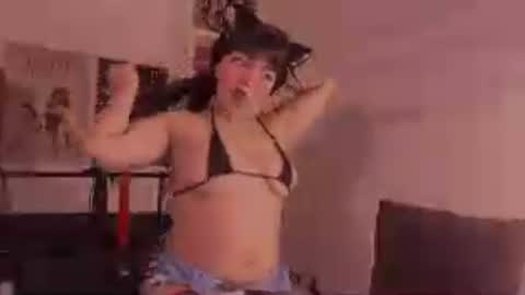 nina_new_ online show from July 2026 11:40:01 PM