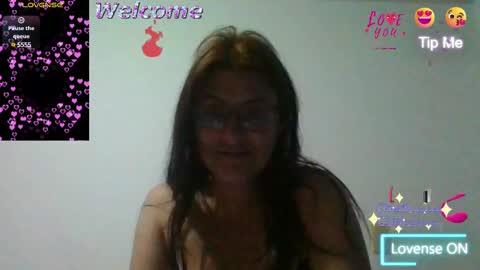 Snapshot of nina_petit chatting on February 2025 03:02:02 AM Nina online show from February 2025 03:02:02 AM