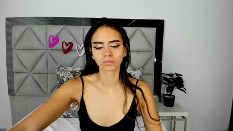 Snapshot of nina_pons chatting on February 2025 09:41:02 PM Nina online show from February 2025 09:41:02 PM