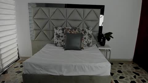 Snapshot of nina_pons chatting on March 2025 08:33:02 PM Nina online show from March 2025 08:33:02 PM