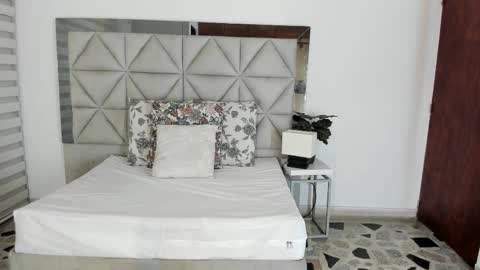 Snapshot of nina_pons chatting on September 2025 11:15:02 PM Nina online show from September 2025 11:15:02 PM