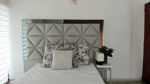 Snapshot of nina_pons chatting on September 2025 08:53:02 PM Nina online show from September 2025 08:53:02 PM