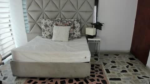 Snapshot of nina_pons chatting on September 2025 08:32:01 PM Nina online show from September 2025 08:32:01 PM