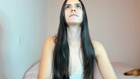 Snapshot of nina_pons chatting on December 2025 11:32:01 PM Nina online show from December 2025 11:32:01 PM