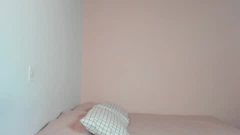 Snapshot of nina_pons chatting on December 2025 08:05:01 PM Nina online show from December 2025 08:05:01 PM